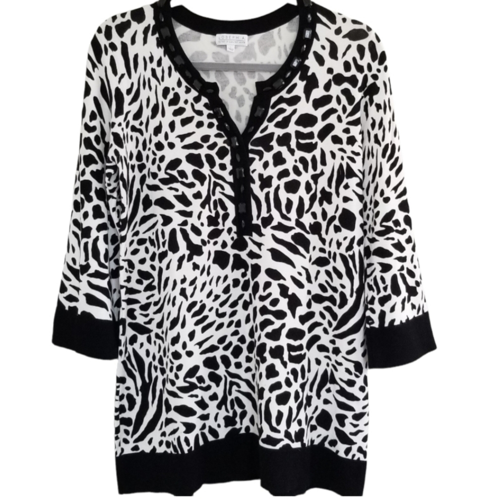 Joseph A Women's Animal Print Top